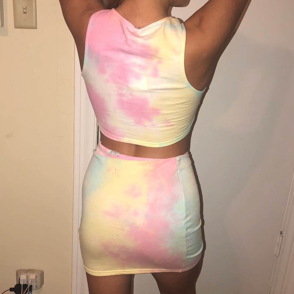 Multicolor tie die crop and mini skirt set